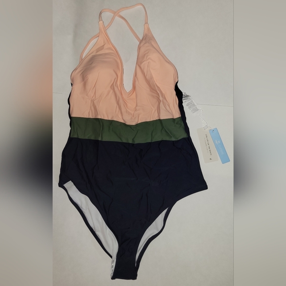 NWTCupShe XL One Piece Swimsuit - Picture 3 of 5